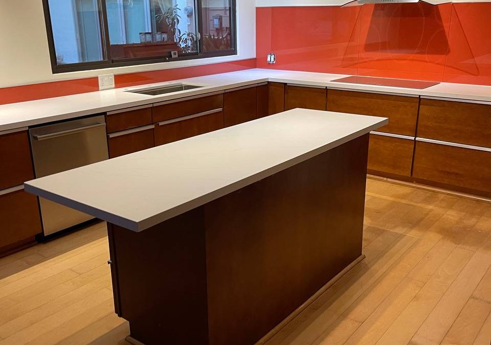 Quartz kitchen countertop, Jessen Dr, La Canada