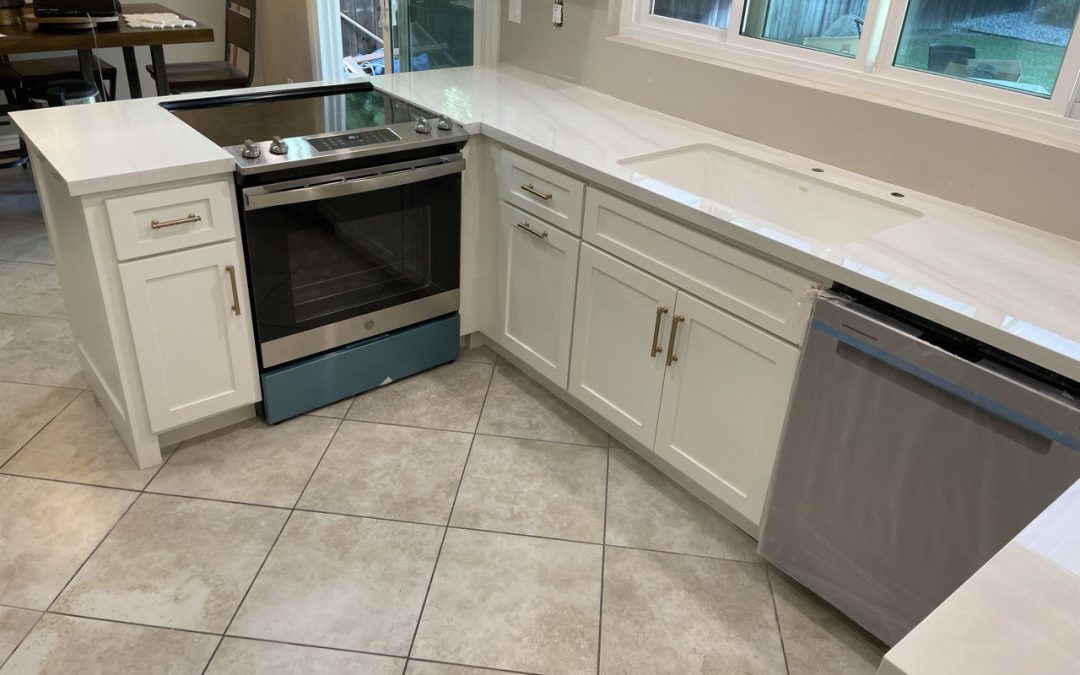 Porcelain kitchen countertop, Knapp St, North Hills