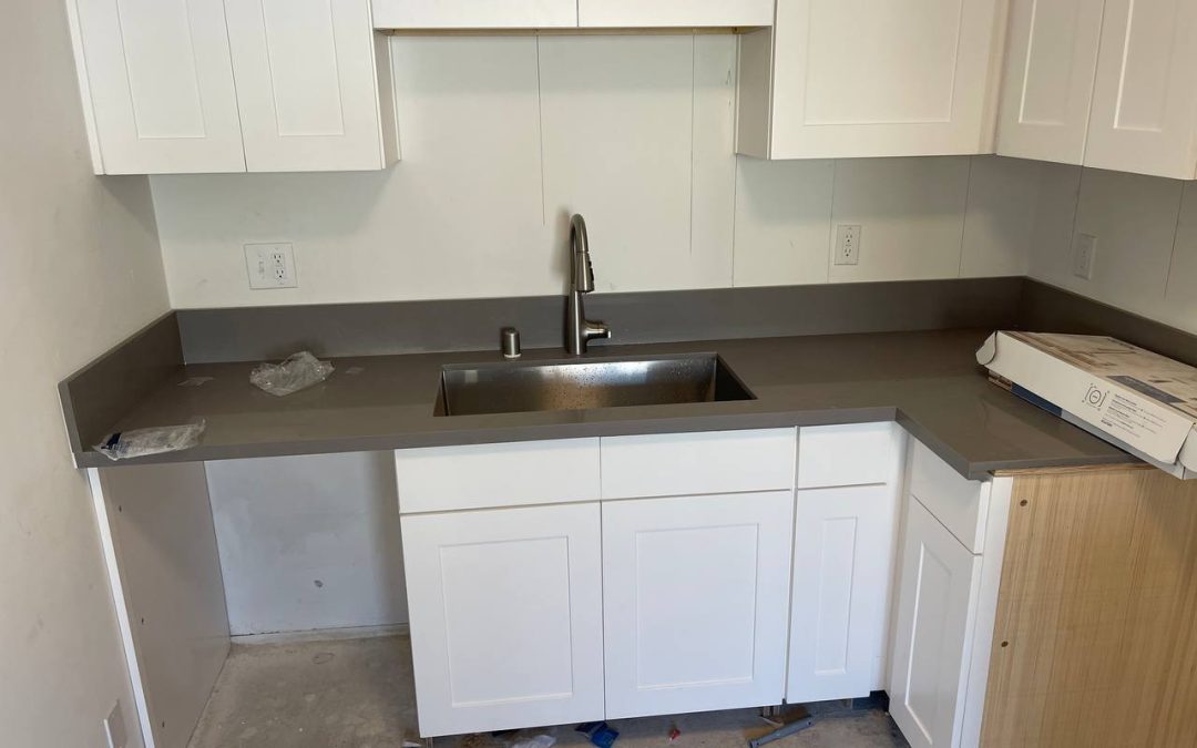 Quartz kitchen countertop, E Magnolia Blvd, Burbank