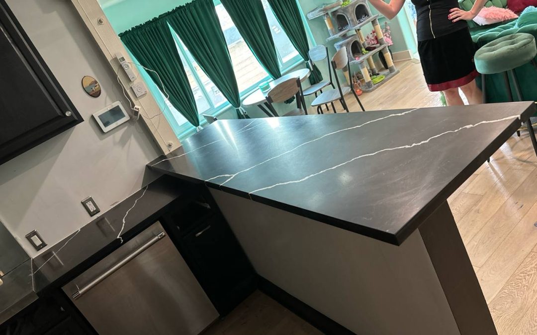 Quartz kitchen countertop, La Miranda Ave, Los Angeles