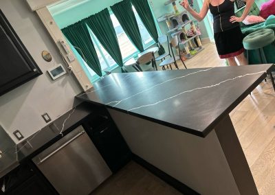 Quartz kitchen countertop, La Miranda Ave, Los Angeles