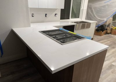 Quartz kitchen countertop, Basswood Ave, Oak Park